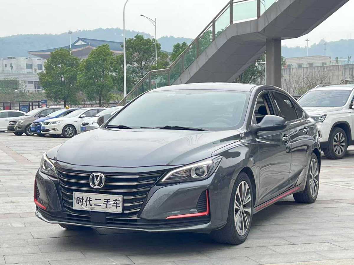 長(zhǎng)安 銳程CC  2021款 藍(lán)鯨版 1.5T DCT豪華型圖片