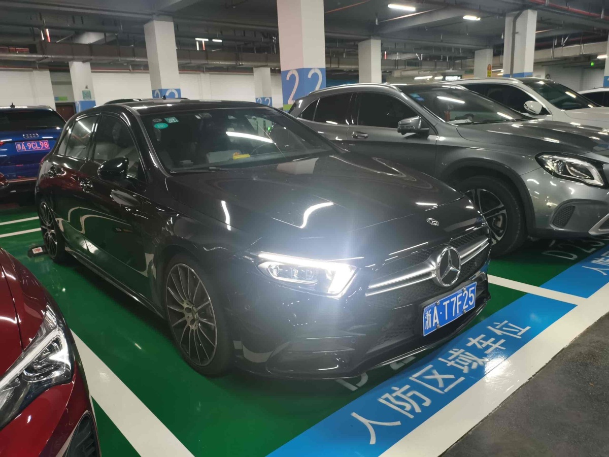 奔馳 奔馳A級(jí)AMG  2020款 AMG A 35 4MATIC圖片