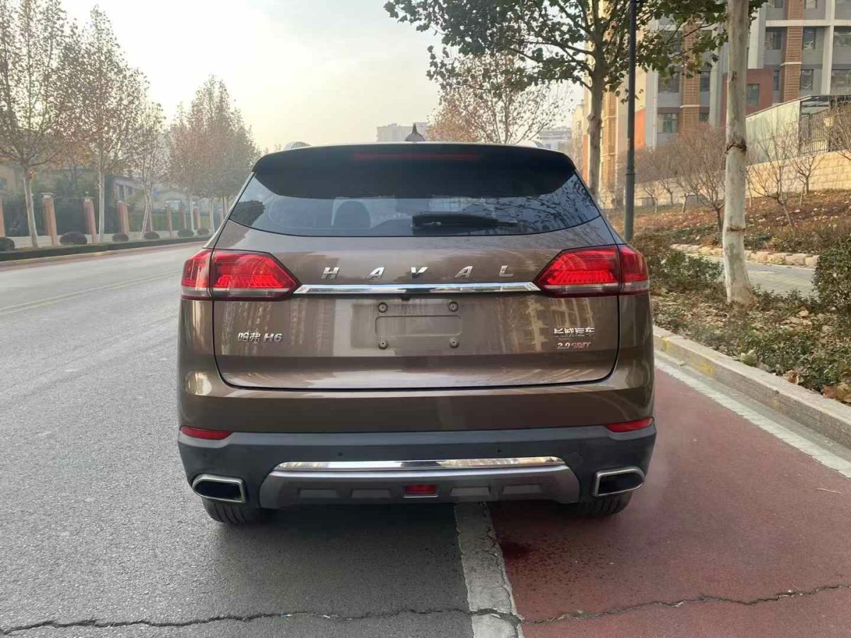 哈弗 H6  2018款 紅標(biāo)H6 COUPE 1.5T DCT兩驅(qū)豪華型圖片