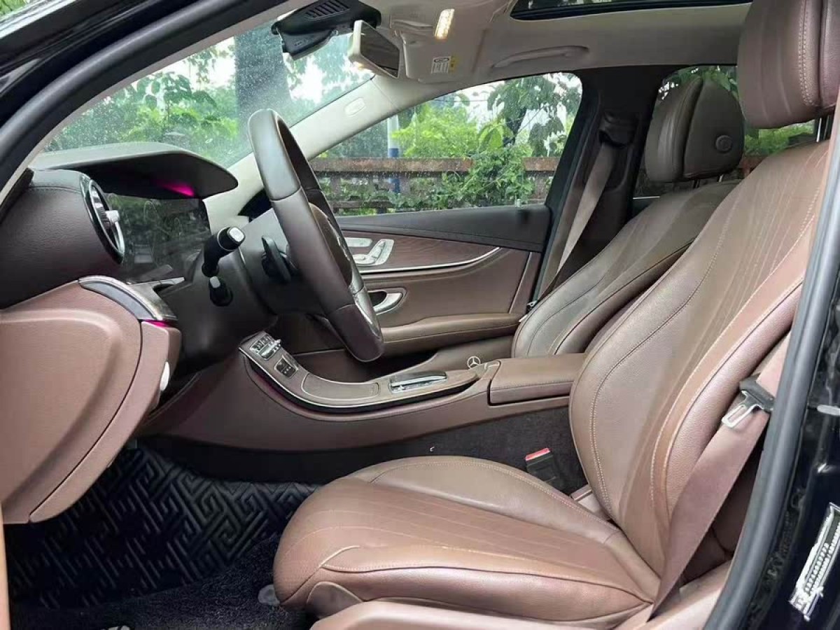奔馳 奔馳E級(jí)  2019款 改款 E 300 L 時(shí)尚型圖片