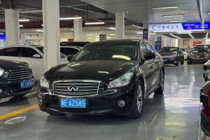 Q70 英菲尼迪 Q70L 2.5L 雅致版