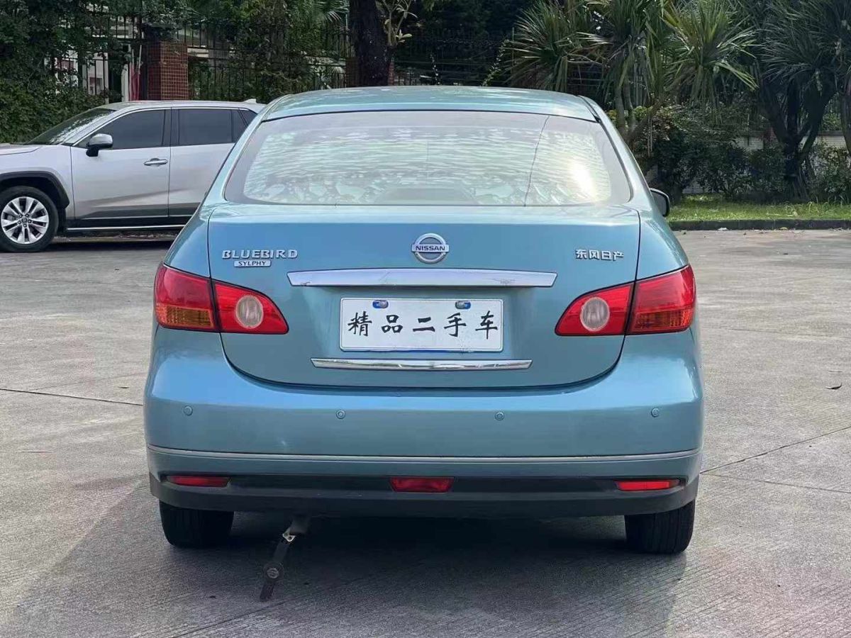 日產(chǎn) 軒逸  2007款 2.0 XL 科技天窗版圖片