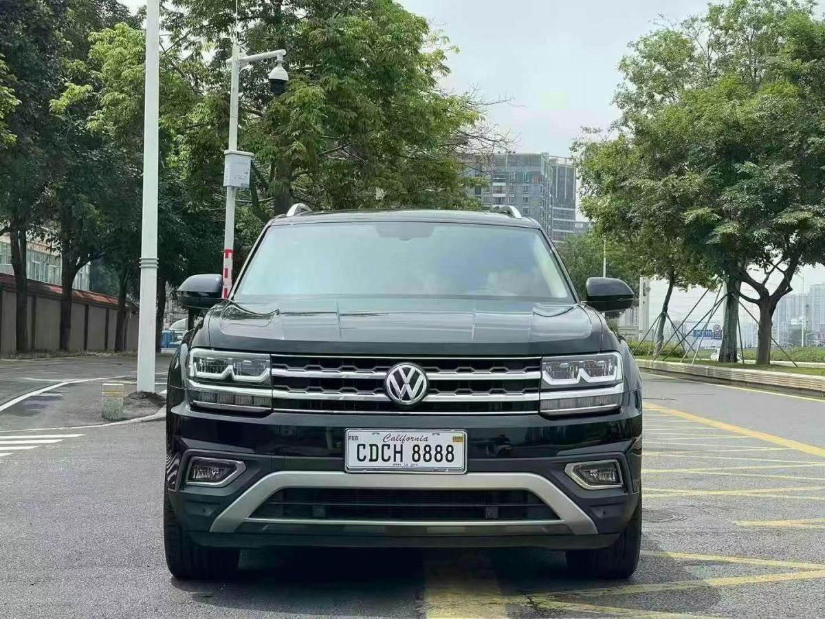 大眾 輝昂  2018款 380TSI 兩驅(qū)豪華版圖片