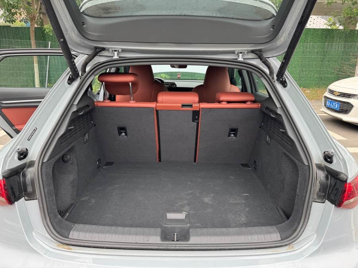 奧迪 奧迪A3  2025款 Sportback 35TFSI 飛馳尊享型圖片