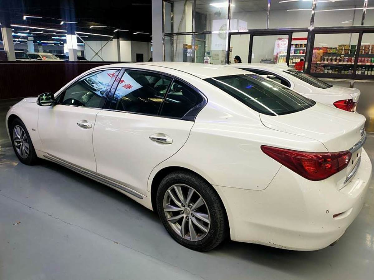 英菲尼迪 Q50L  2015款 2.0T 悅享版圖片