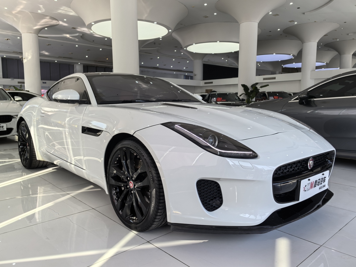 捷豹 F-TYPE  2019款 2.0T 硬頂版圖片