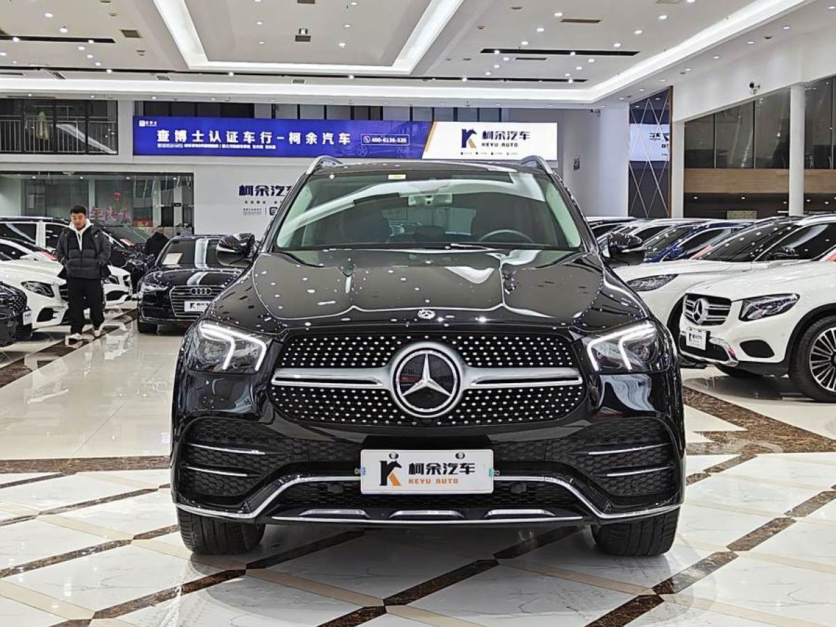 奔馳 奔馳GLE  2020款 改款 GLE 350 4MATIC 時(shí)尚型特別版圖片