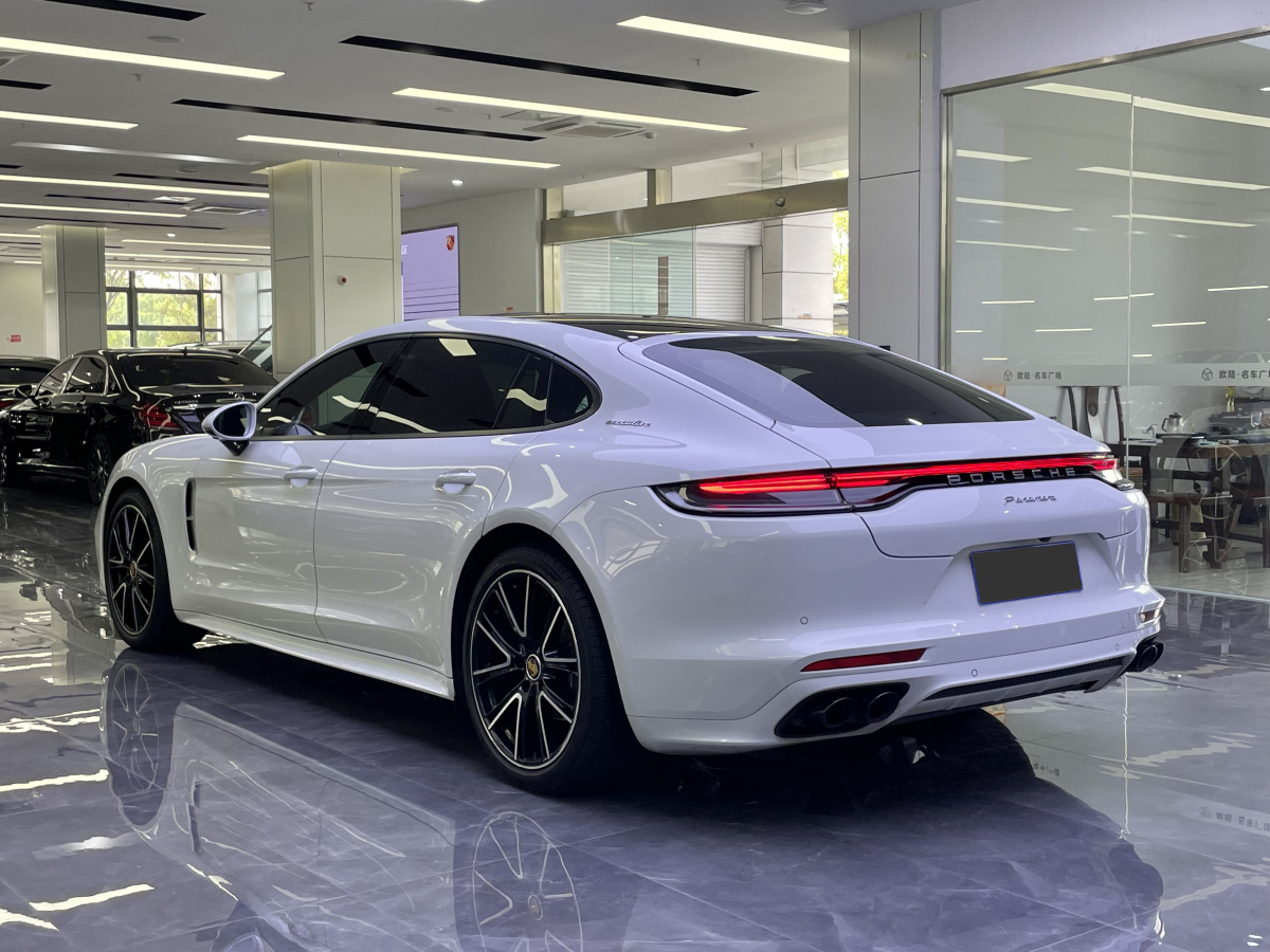 保时捷 Panamera  2022款 Panamera 4 行政加长版 2.9T图片