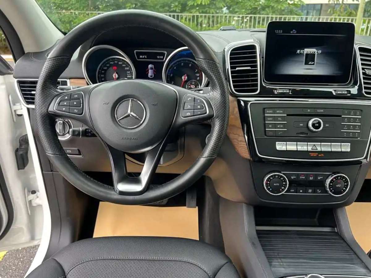 奔馳 奔馳GLE轎跑  2018款 GLE 320 4MATIC 轎跑SUV圖片