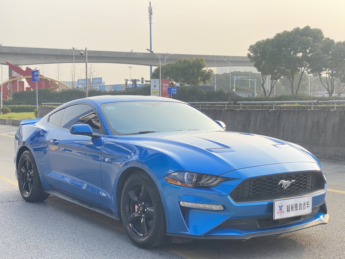 福特 Mustang  2024款 2.3T EcoBoost 硬頂性能版圖片