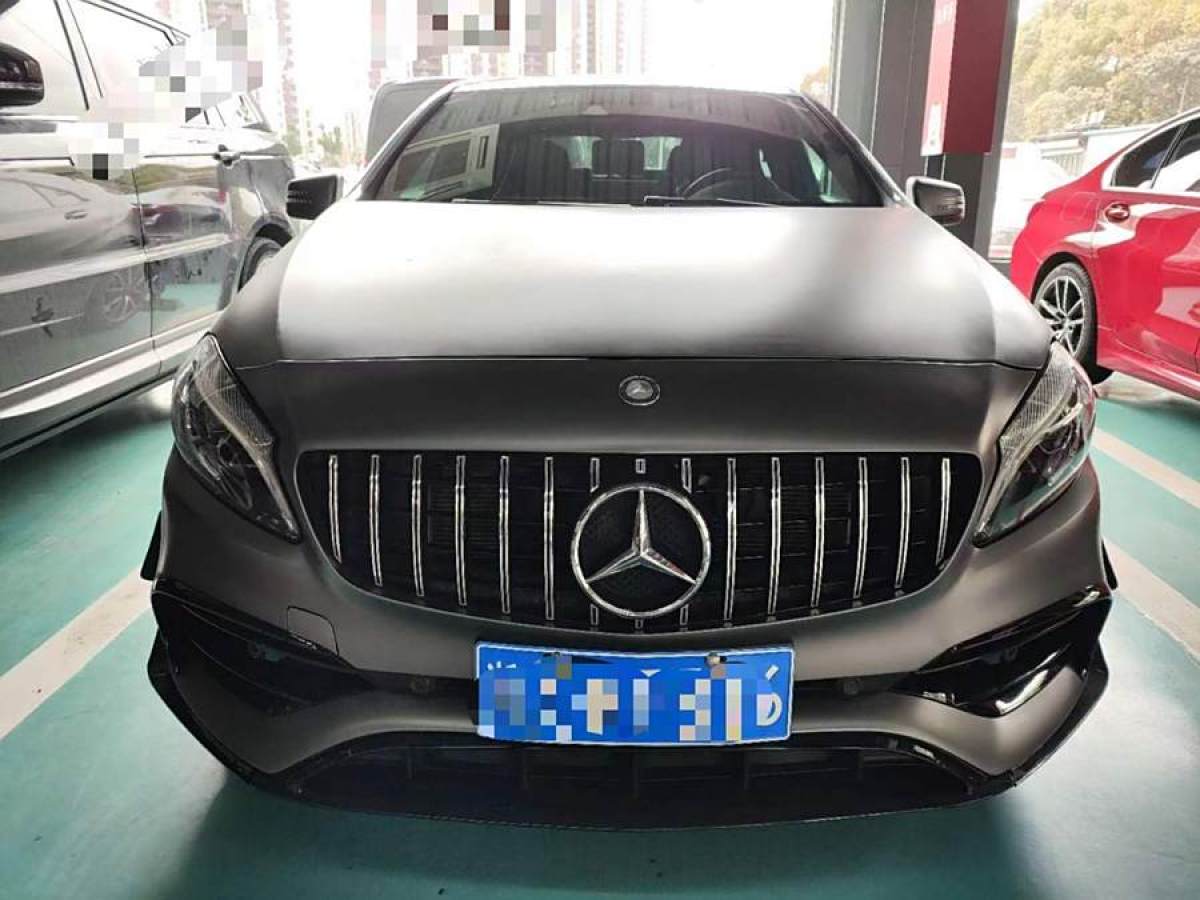 奔馳 奔馳A級(jí)AMG  2016款 AMG A 45 4MATIC圖片