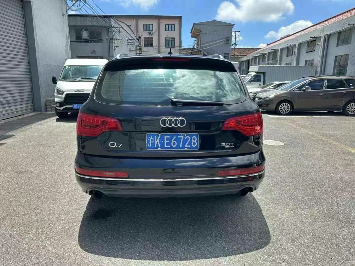 奧迪 奧迪Q7  2010款 Q7 6.0 TDI quattro圖片