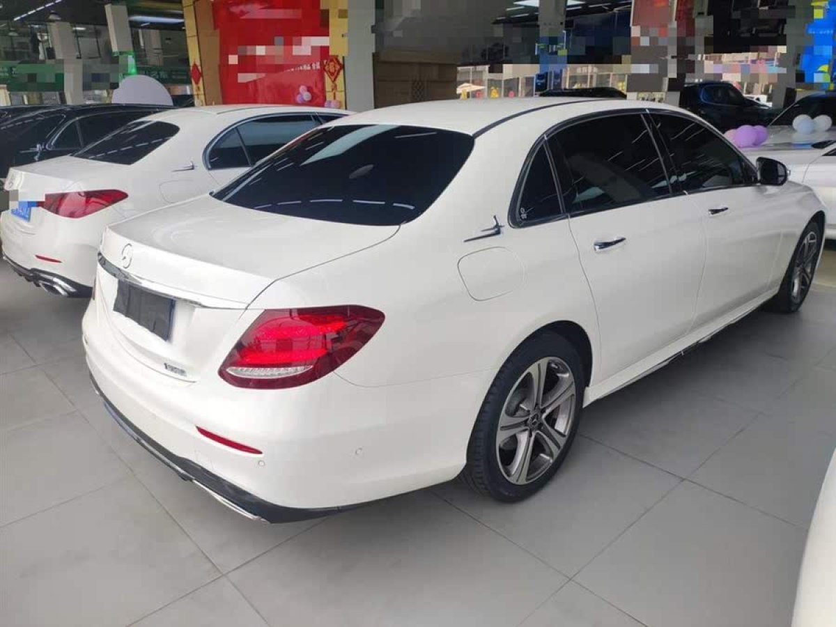 奔馳 奔馳E級(jí)  2019款 E 260 L 運(yùn)動(dòng)型圖片