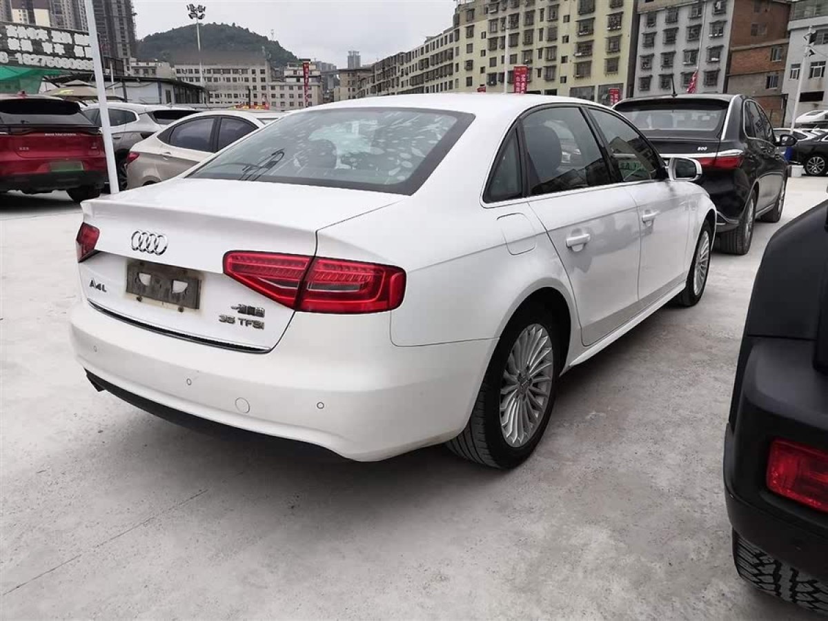 奧迪 奧迪A4L  2015款 35 TFSI 自動(dòng)舒適型圖片