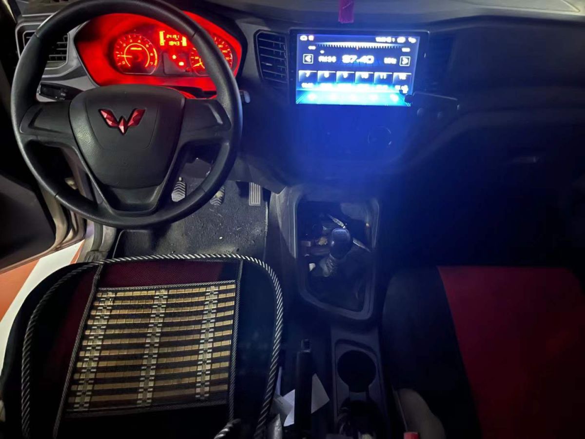 五菱 五菱宏光  2021款 1.5L S基本型LAR圖片