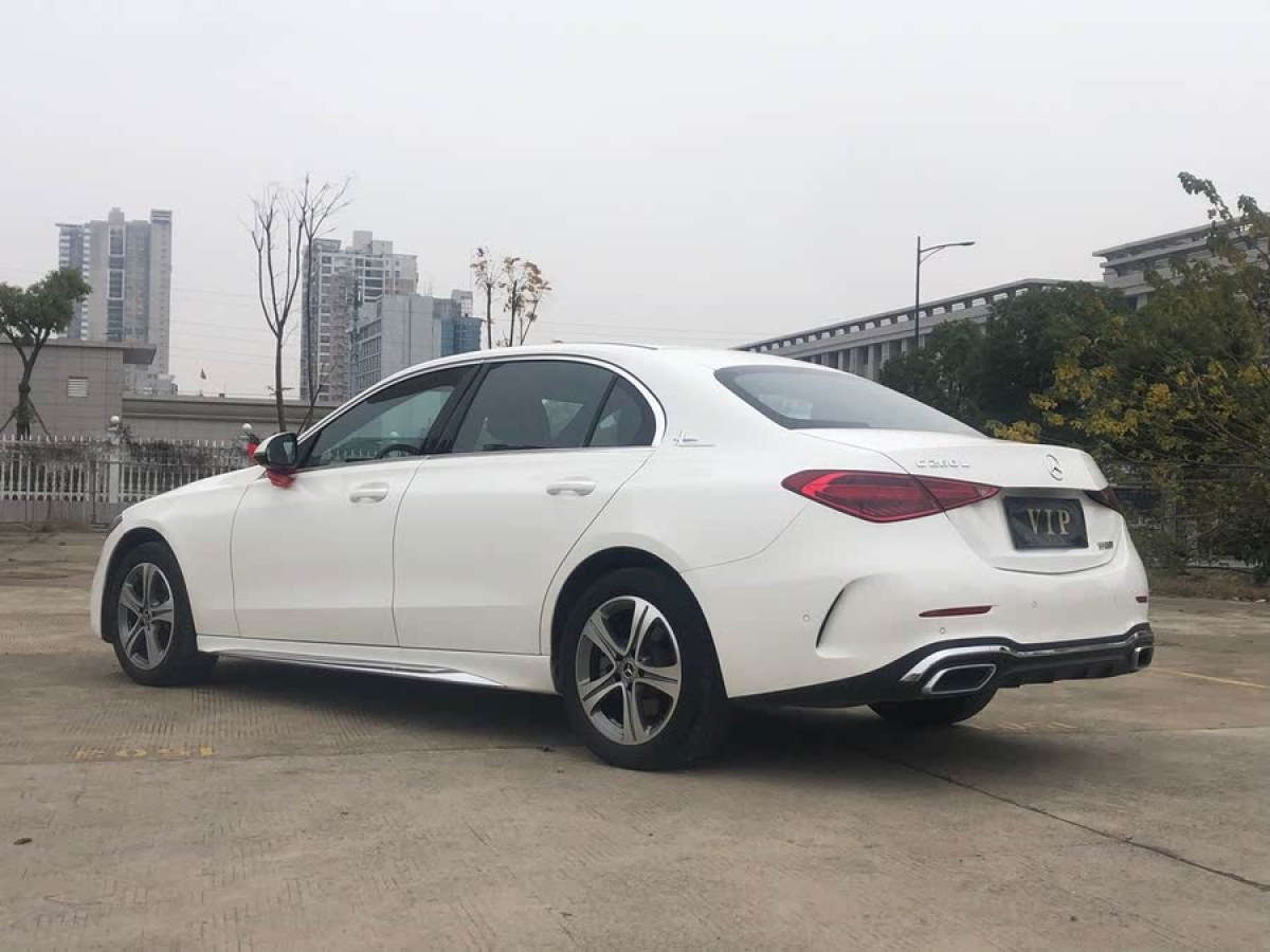 奔馳 奔馳C級  2022款 改款 C 200 L 運(yùn)動版圖片