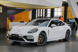 Panamera 保时捷 Panamera 行政加长版 2.9T