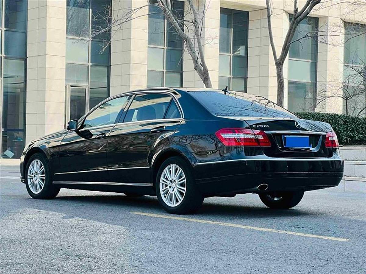 奔馳 奔馳E級  2013款 E 260 L CGI優(yōu)雅型圖片