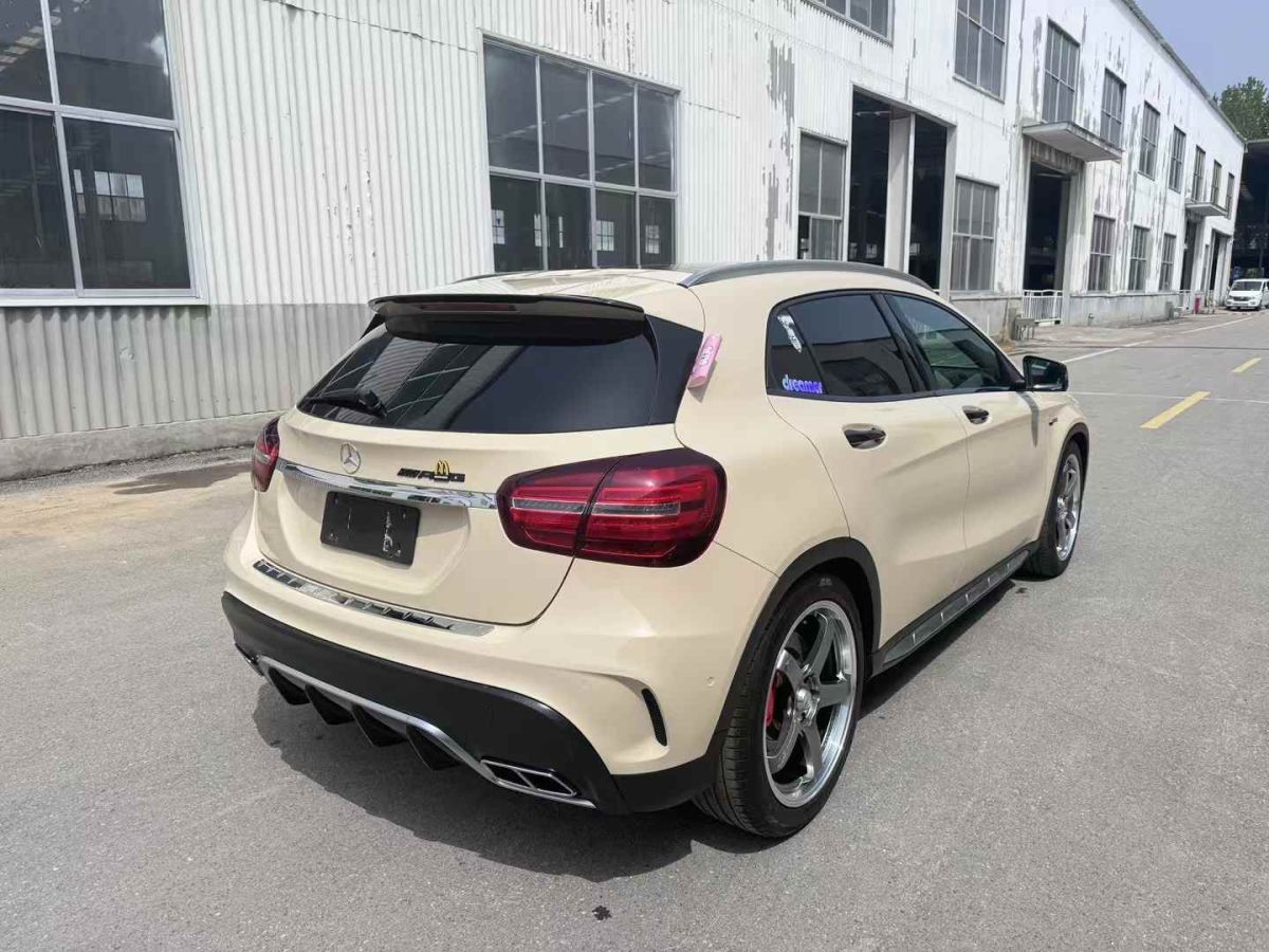 奔馳 奔馳A級  2019款  A 220 L 4MATIC 運動轎車圖片