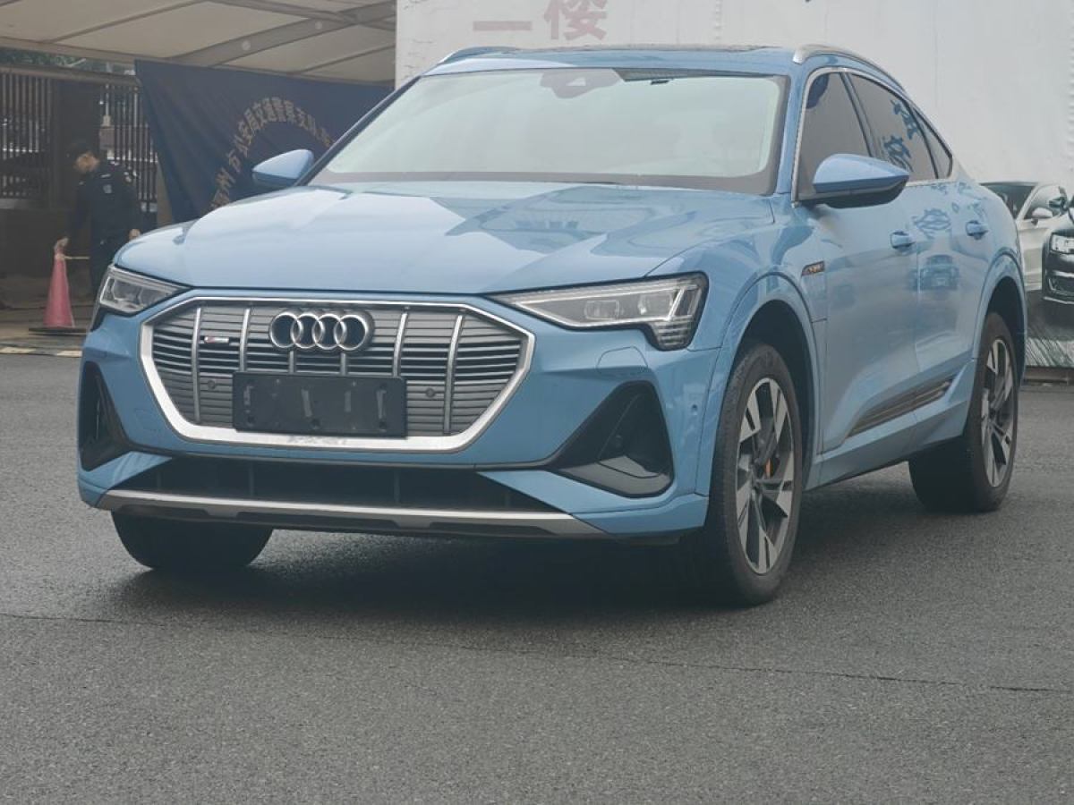 奧迪 奧迪e-tron  2021款 Sportback 55 quattro 豪華型圖片