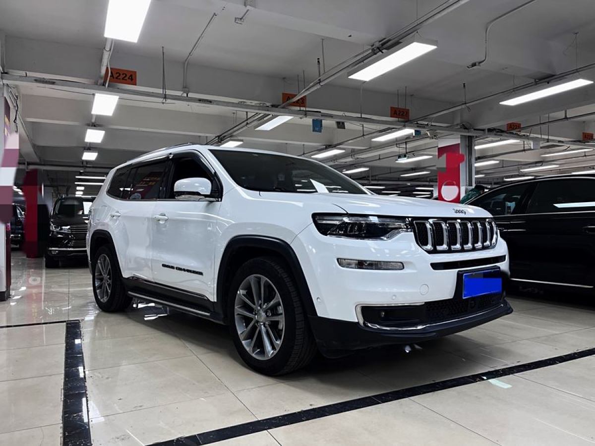 Jeep 大指揮官  2018款 2.0T 四驅(qū)臻享版 國VI圖片