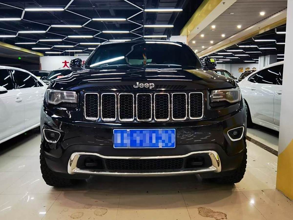 2014年10月Jeep 大切諾基  2014款 3.0TD 柴油 舒享導(dǎo)航版