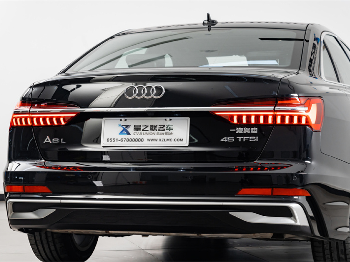 奧迪 奧迪A6L  2024款 45 TFSI 臻選動感型圖片