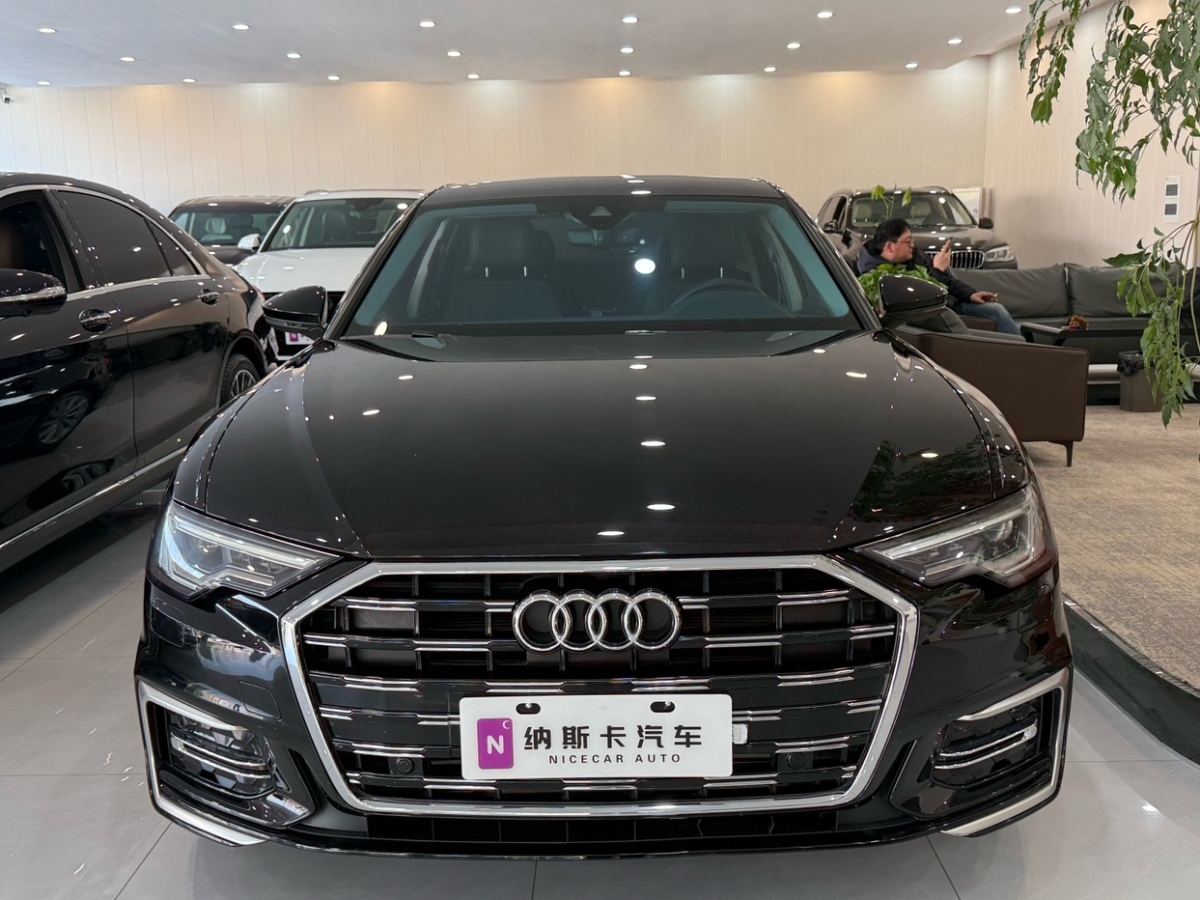 奧迪 奧迪A6L  2023款 45 TFSI 臻選動感型圖片