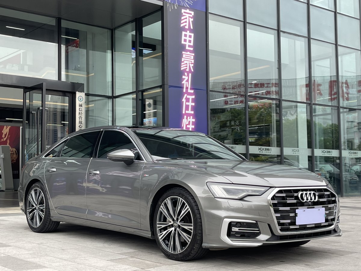 奧迪 奧迪A6L  2019款 45 TFSI quattro 臻選動感型圖片