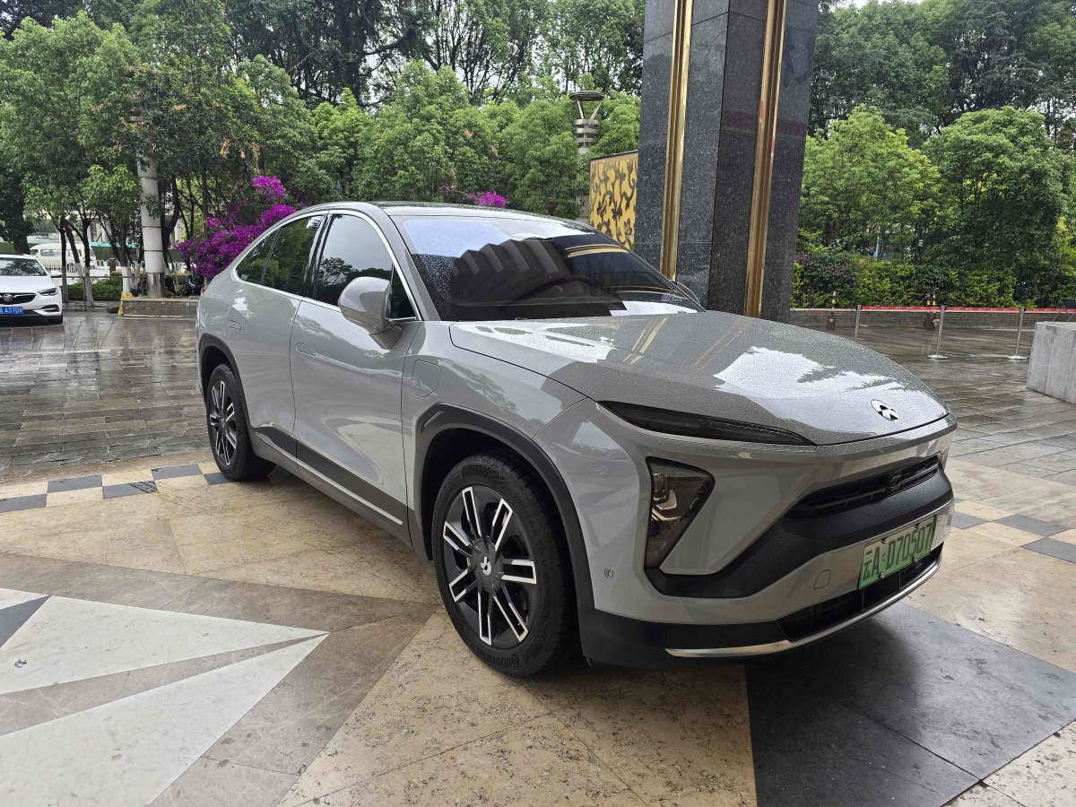 蔚來(lái) 蔚來(lái)EC6  2020款 430KM 運(yùn)動(dòng)版圖片
