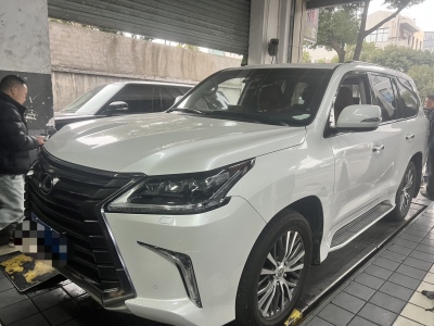 2017年4月 雷克薩斯 LX 570 動(dòng)感豪華版圖片