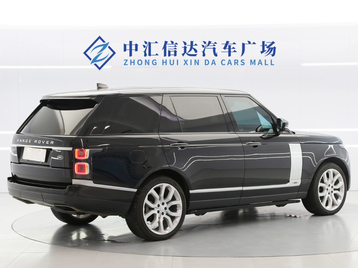 路虎 揽胜  2019款 3.0 V6 SC 传世加长版图片