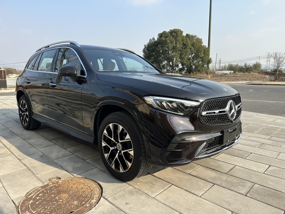 奔馳 奔馳GLC  2023款 改款 GLC 260 L 4MATIC 豪華型 5座圖片