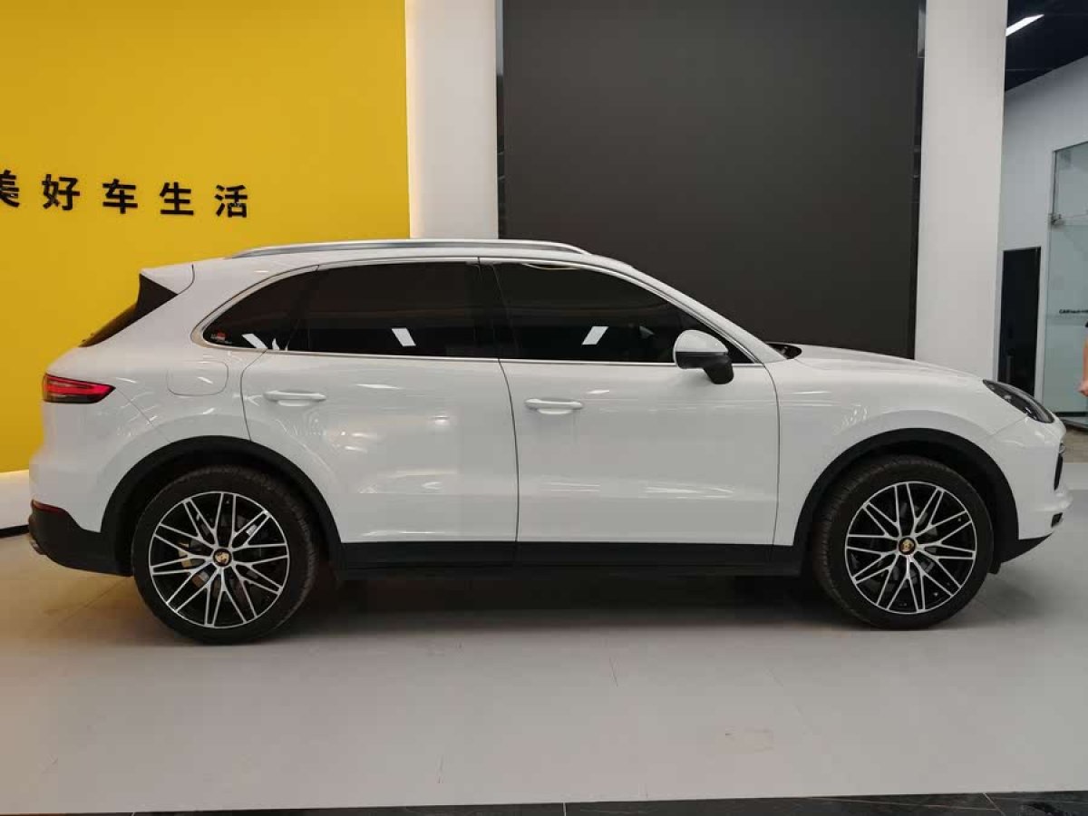 保時(shí)捷 Cayenne  2018款 Cayenne 3.0T圖片