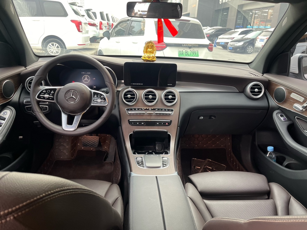 2022年8月奔馳 奔馳GLC  2022款 GLC 260 L 4MATIC 豪華型