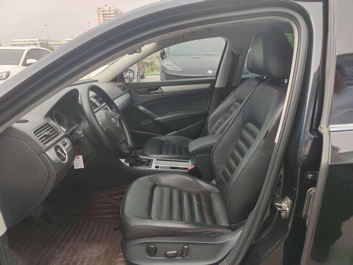 大眾 帕薩特  2013款 1.8TSI DSG御尊版圖片