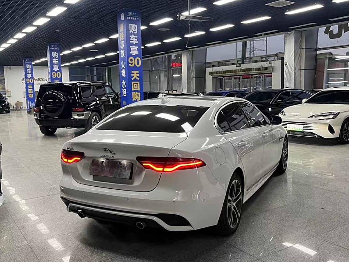 捷豹 XEL  2020款 2.0T 200PS R-DYNAMIC S進(jìn)取運(yùn)動(dòng)版圖片