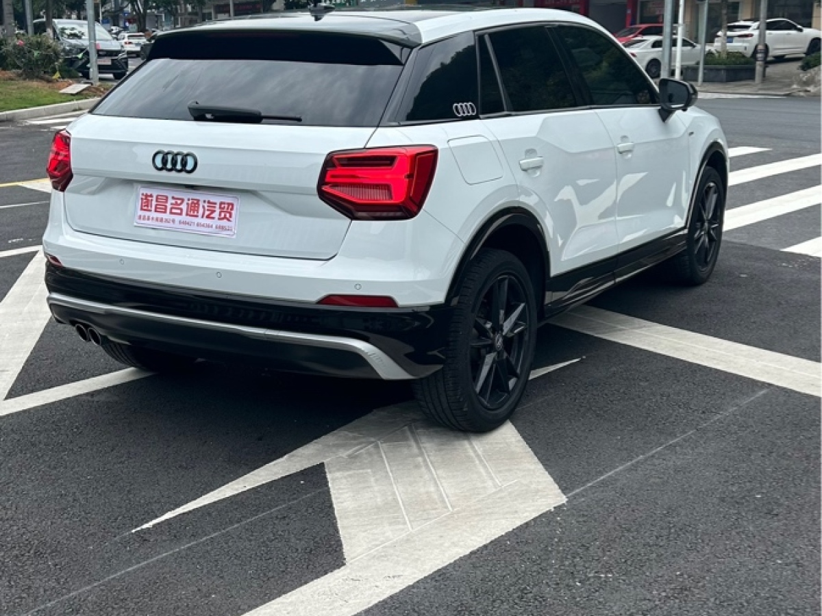 奧迪 奧迪Q2L  2020款 35TFSI 進(jìn)取動感型圖片