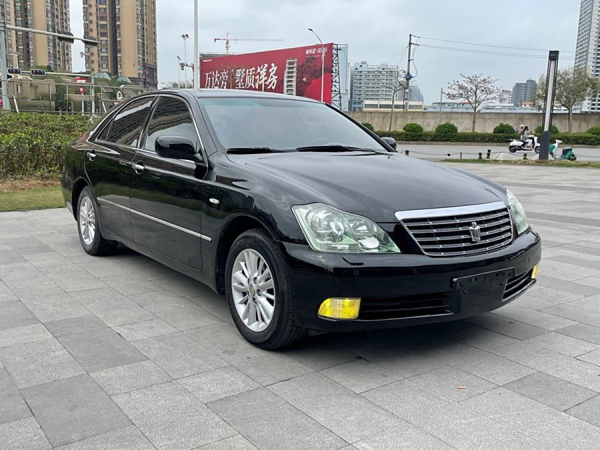 豐田 皇冠  2009款 2.5L Royal特別導(dǎo)航版圖片