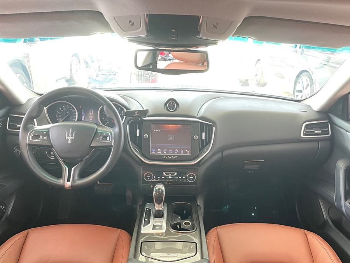 玛莎拉蒂 Ghibli  2014款 3.0T 标准版图片