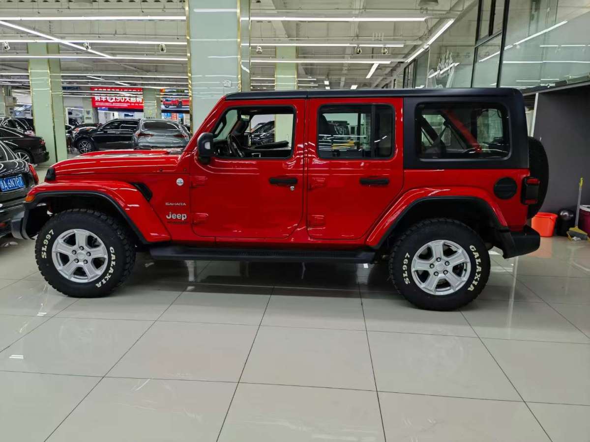 Jeep 牧馬人  2021款 2.0T Sahara 兩門版圖片