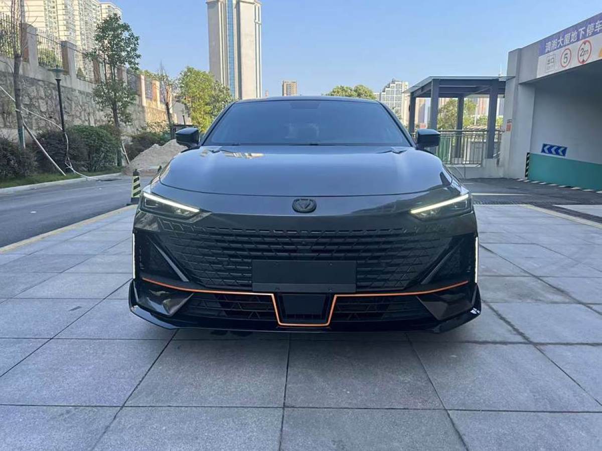 2023年3月長(zhǎng)安 長(zhǎng)安UNI-V  2022款 1.5T 卓越型