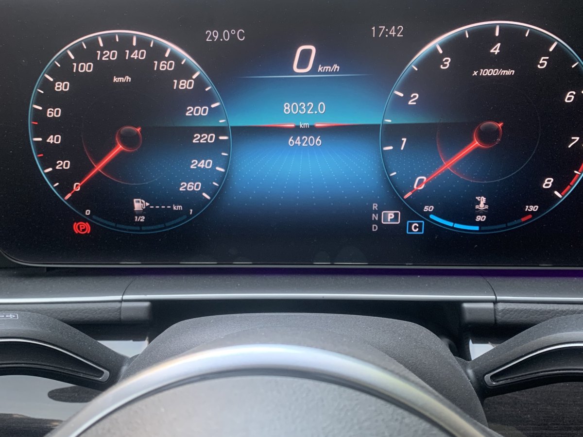 2019年8月奔驰 奔驰GLE  2020款 改款 GLE 350 4MATIC 时尚型