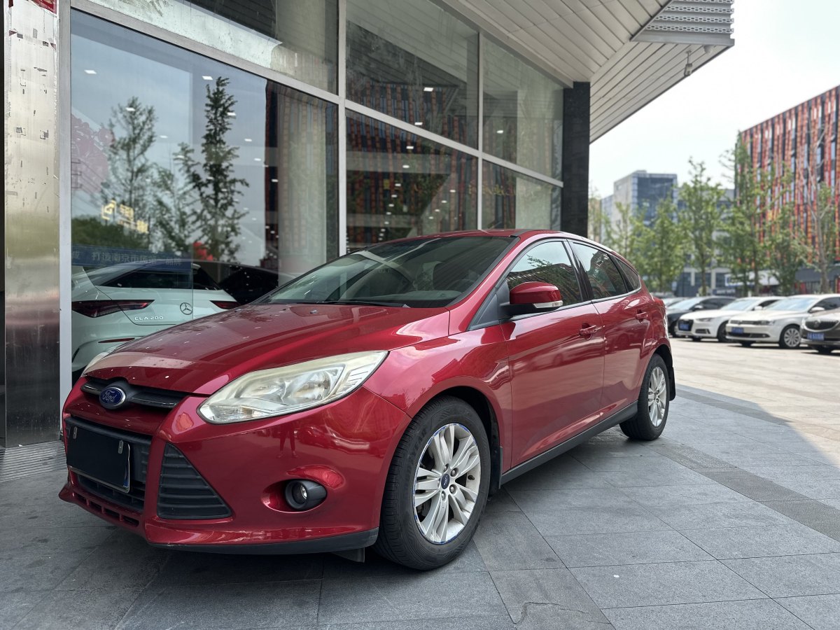 福特 福克斯  2012款 兩廂 1.6L 自動(dòng)舒適型圖片