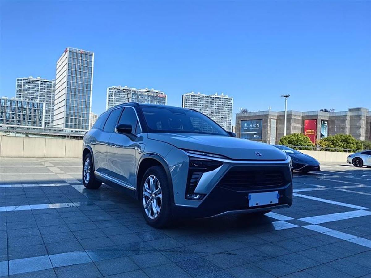 蔚來 ES8  2020款 580KM 基準(zhǔn)版 六座版圖片