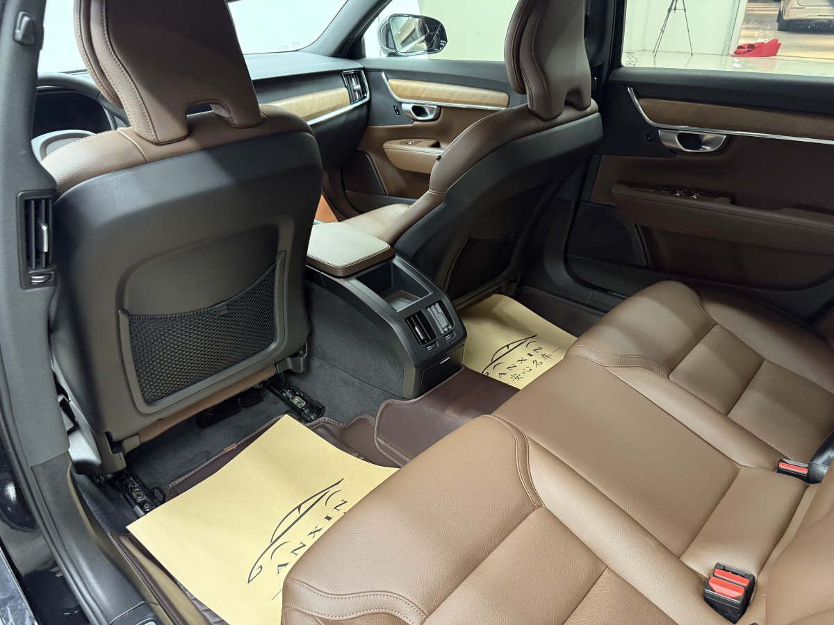 沃爾沃 S90  2024款 B5 智逸豪華版圖片