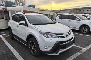 RAV4 豐田 2.0 兩驅(qū)風(fēng)尚版