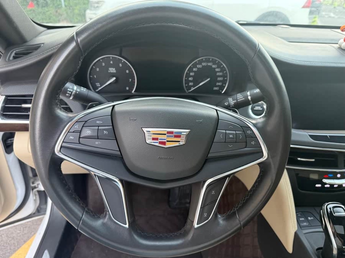 凱迪拉克 CT6  2019款 28T 時尚型圖片