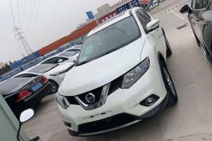 奇駿 日產(chǎn) 2.0L CVT兩驅(qū)時(shí)尚版