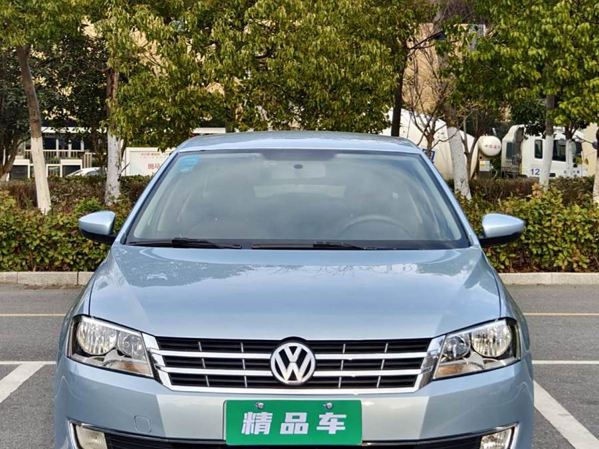 2014年3月大眾 朗逸  2014款 1.4TSI DSG藍(lán)驅(qū)技術(shù)版